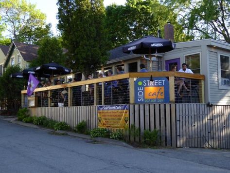 The Side Street Cafe in Bar Harbor might look like any other fun, local restaurant and bar... The Best Mac And Cheese, Fall Foliage Trips, Cafe Pictures, Maine New England, Lobster Mac And Cheese, Street Cafe, Best Mac And Cheese, Bar Harbor Maine, Best Mac