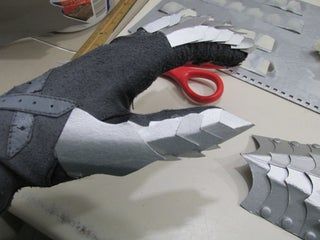 How to Make the Witch King of Angmar's Gauntlets : 13 Steps (with Pictures) - Instructables Witch King Costume, The Witch King Of Angmar, The Witch King, Armor Tutorial, Material Exploration, Blender Character Modeling, Witch King, Witch King Of Angmar, Jack The Pumpkin King