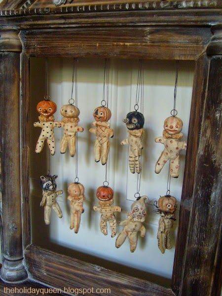 Dekorasi Halloween, Vintage Halloween Decor, Ornaments Ideas, Halloween Folk Art, Halloween Prop, Vintage Halloween Decorations, Halloween Doll, Halloween Trees, Halloween Lights