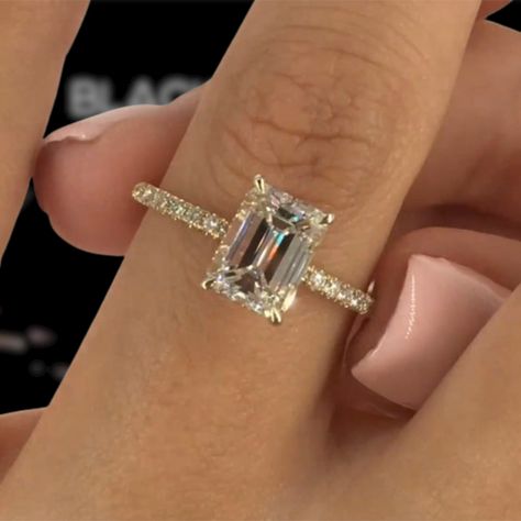 Gold Emerald Cut Ring Engagement, Engagement Rings With Diamonds On Band, Simple Engagement Rings Emerald Cut, Wedding Rings Gold Emerald Cut, Rectangle Gold Wedding Ring, Emerald Cut Carat Size, Emerald Cutengagement Ring, Emerald Engagement Ring Cut Gold, Emareld Cut Engagement Ring