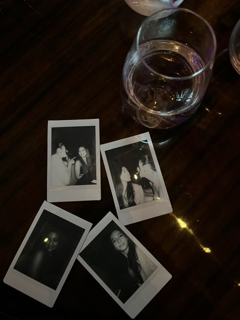 Black And White Polaroid Aesthetic, Polaroid Black And White, White Aesthetic Instagram, Black And White Polaroid, Polaroid Love, Black White Aesthetic, Fit Pics, 2023 Vision, White Aesthetic