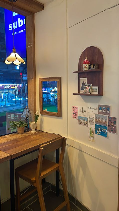 Home, cafe decor, aesthetic, homey, wood, pictures Chinese Cafe, Seoul Cafe, Cafe Counter, Korean Cafe, Home Pub, Counter Decor, Korean Aesthetic, Cafe Shop, Cafe Decor