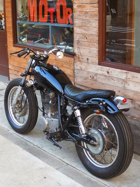 Brat Style Motorcycle, 250 Dirt Bike, Brat Motorcycle, Brat Bike, Vintage Honda Motorcycles, Cafe Racer Moto, Motorcycle Camping Gear, Sportster Bobber, Tracker Motorcycle