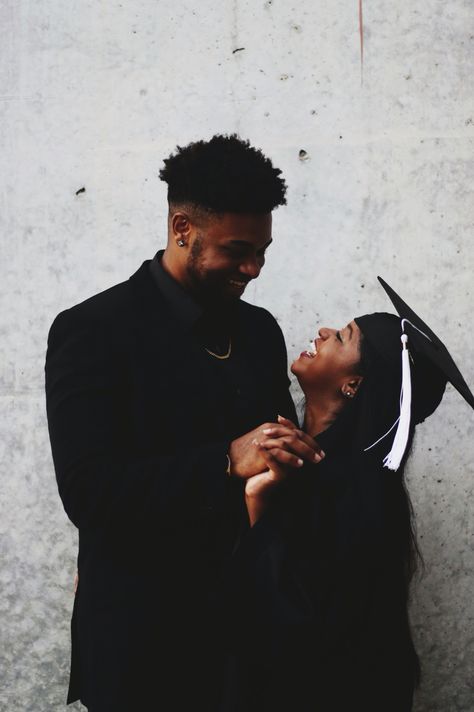 HBCU Love ❤️ Graduation Couple, Couple Graduation Pictures, Couple Graduation, College Senior Pictures, Grad Photography, College Graduation Photos, Graduation Pics, College Graduation Pictures, Graduation Poses