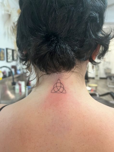 Triquetra Tattoo, Back Of Neck Tattoo, Small Pretty Tattoos, Symbol Tattoos, Tattoo Inspo, Pretty Tattoos, Neck Tattoo, Back Tattoo, Cute Tattoos