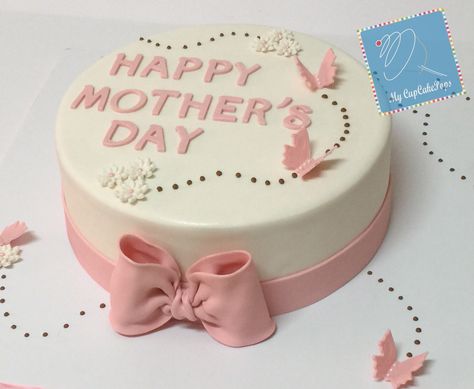 Cake Frosting Designs, Mother Birthday Cake, Happy Birthday Mama, Birthday Cake For Mom, Cars Birthday Cake, Elegant Birthday Cakes, Mothers Day Cake, Creative Birthday Cakes, Diy Mothers Day Gifts