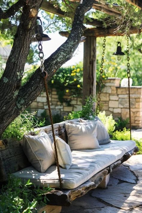 Diy Backyard Ideas, Practical Home Decor, Swing Bed, Bed Swing, Dream Backyard, Backyard Projects, Bed Ideas, Best Diy, Garden Structures