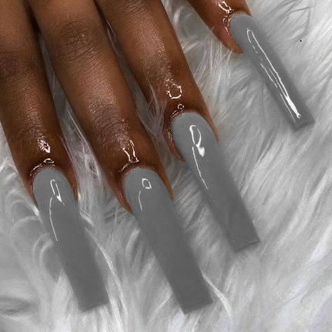 Long Square Acrylic Nails Solid Color, Solid Acrylic Nails Colors, Black Tapered Square Nails, Grey And Black Nails, Grey Ombre Nails, Solid Nail Color Ideas, Solid Color Nails Acrylic, Solid Color Acrylic Nails, Grey Acrylic Nails