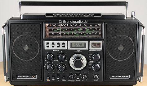 Grundig Satellit World Receiver Radio Shortwave Receiver, Sw Radio, Old Radio, World Radio, Radio Scanner, Emergency Radio, Shortwave Radio, Hi Fi System, Vintage Radios