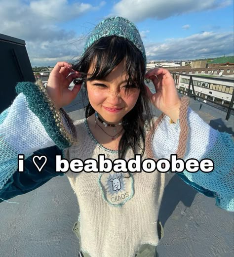 Beadoobee Album Cover, Bebadoobe Album Wallpaper, Beabadoobee Matching Pfp, A Night To Remember Beabadoobee, Beabadoobee Nails, Beabadoobee Core, Pop Bedroom, Indie Pop Music, Indie Pop