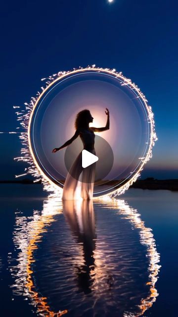 Light Painting Photography Tutorial, Tube Light Photography, Video Shoot Ideas Creative, Creative Lighting Photography, Light Painting Photography Ideas, Van Gogh Photo, Light Painting Photography, Cool Photography, Photo Light