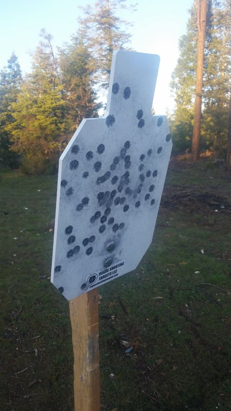 Rogue Shooting Targets - 3/8" Angled AR500 Steel Targets, available in 10 or 20 degree forward tilt. http://www.rogueshootingtargets.com/3/8-angled-ar500-static-steel-targets/ Steel Shooting Targets, Steel Targets, Shooting Targets, Target, Range