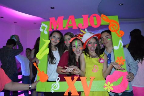 Neon party Party Photo Frame, Foam Frame, 2023 Ideas, Picture Stand, Glow Party, Neon Party, Theme Party Decorations, Photo Op, Party Photos