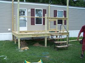 Trailer House Porch Ideas, Trailer House Remodel, Porch Roof Design, Small Back Porches, Mobile Home Deck, How To Build A Porch, Modern Mobile Homes, Porch Railing Designs, Deck Cover