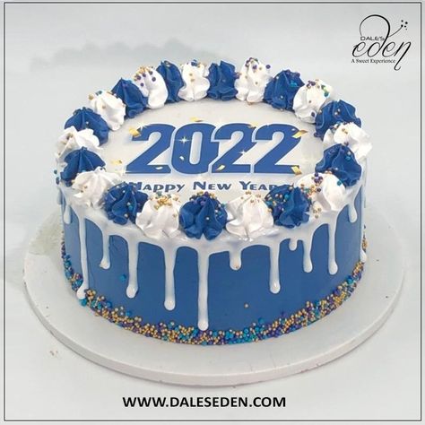 New Year Cake Design 2024, New Year Cake Designs, Pastries Chocolate, Cake 2022, New Year Cake, Welcome New Year, New Year's Cake, Christmas Cake Decorations, Design Cake