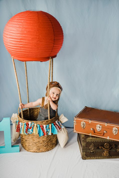 Hot Air Balloon First Birthday Pictures, One Year Flew By Birthday, Air Balloon Photoshoot, Hot Air Balloon Photoshoot, Hot Air Balloon First Birthday, Balloon Photoshoot, Airplane Birthday Cakes, Planes Birthday, Baby Milestones Pictures