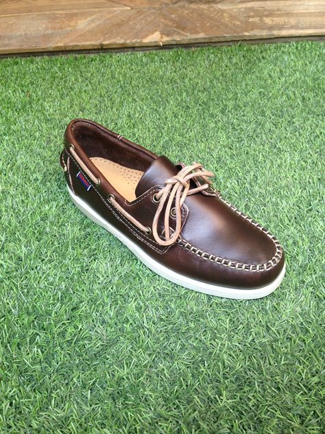 Sebago docksides Horween dark brown in store !!! #sebago #docksides #horween Sebago Docksides, Money Fashion, Awesome Shoes, Mens Leather Sandals, Mens Leather, Nice Shoes, Boat Shoes, Leather Sandals, Polo Ralph