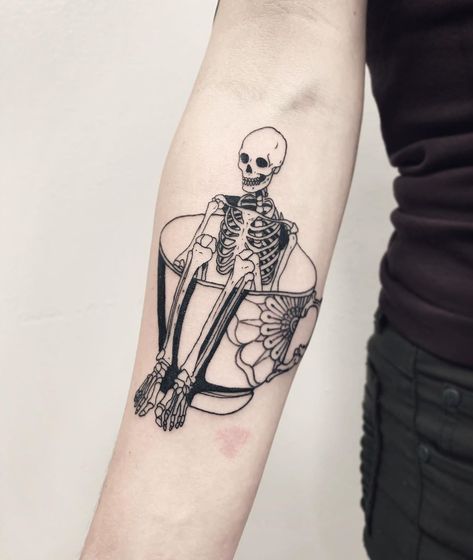 Eclectic Tattoos, Masculine Tattoos, Skeleton Tattoo, Sick Tattoo, Skeleton Tattoos, Spooky Tattoos, Greek Tattoos, 1 Tattoo, Time Tattoos