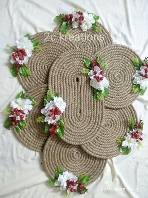 Table Mats Ideas Handmade, Table Mats Ideas, Daining Table, Jute Yarn, Dining Table Mats, Diy Placemats, Ideas Handmade, Centre Piece, Diy Rug