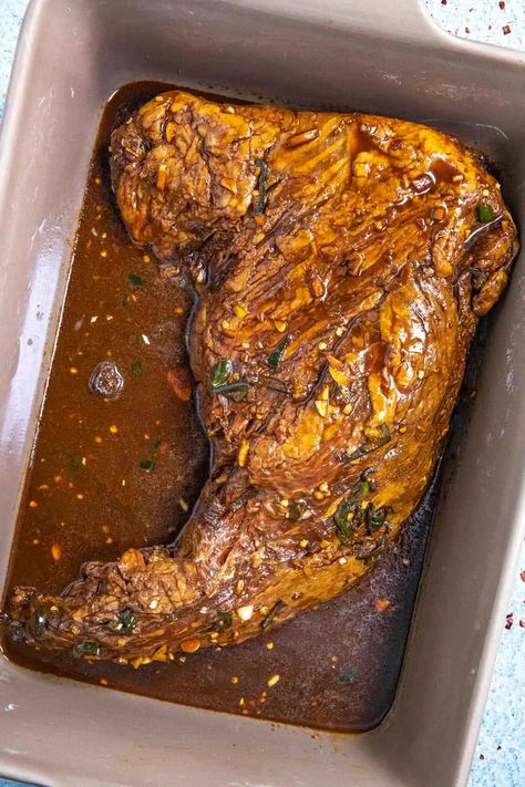 Tri Tip In The Oven, Tritip Roast Recipes, Oven Roasted Tri Tip, Tri Tip Marinade, Tri Tip Steak Recipes, Tritip Recipes, Cooking Tri Tip, Beef Tri Tip, Tri Tip