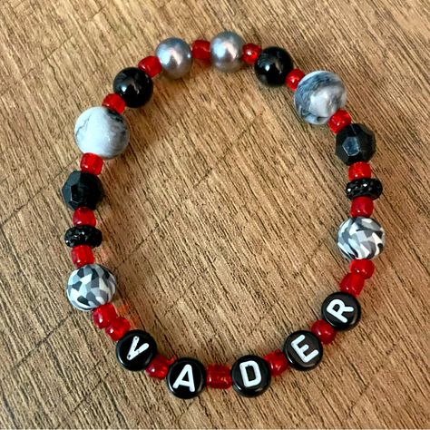 Star Wars Bracelet Darth Vader Handmade New Without Tags Always Open To Bundles And Offers! Star Wars Kandi Bracelet, Star Wars Bracelet Ideas, Star Wars Bracelets, Star Wars Beaded Bracelet, Star Wars Bracelet, Book Bracelets, Disney Bracelets, Bracelets Inspiration, Tiny Bead Bracelet