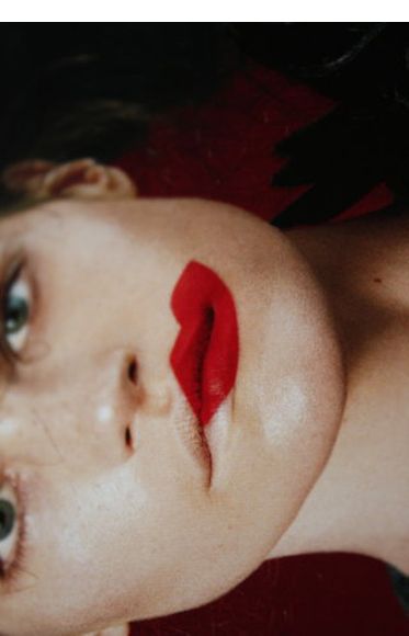 Foto Art, Lip Service, Lip Art, Red Lipstick, Red Lips, Essie, Makeup Inspiration, Photography Inspiration, Beauty Makeup