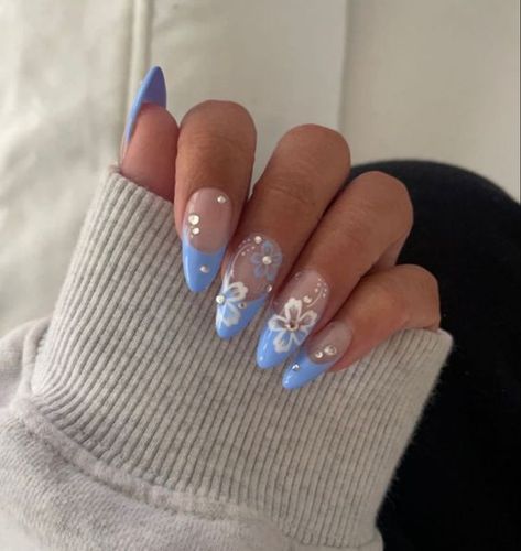 Summer Birthday Nail Ideas, Blue Hibiscus Nails, Acrylic Nails Light Blue, Hibiscus Nails, Gell Nails, Blue Hibiscus, London Nails, Drip Nails, Nails Today