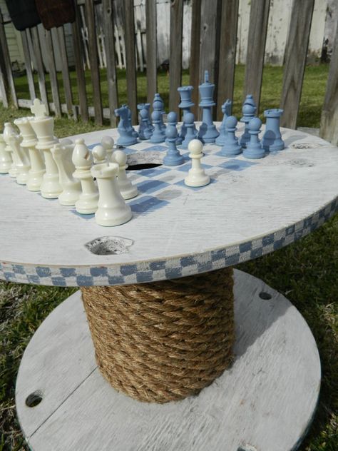 Chess Piece Spool Side Table Wire Spool Tables, Wooden Spool Tables, Cable Spool Tables, Wooden Cable Spools, Wooden Spool Projects, Spool Table, Spool Furniture, Wire Reel, Spool Tables