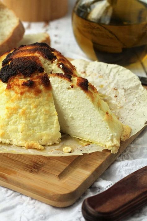 Baked Ricotta Recipe (ricotta al forno) Fresh Ricotta Recipe, Mangia Bedda, Recipe Ricotta, Ricotta Recipe, Ricotta Cheese Recipes, Fresh Ricotta, Baked Ricotta, Sicilian Style, Ricotta Recipes