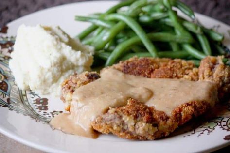 Chicken Fried Steak Recipe, Fried Steak Recipes, Fried Steak, Paleo Beef, Chicken Fried Steak, Chicken Steak, Steak Recipe, Steak Fries, Chicken Fried