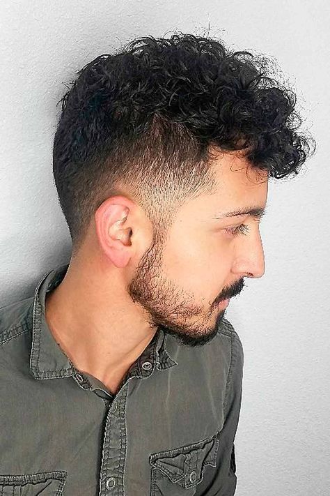 Mohawk Cut, Mohawk Fade, Trendy Mens Hairstyles, Curly Mohawk, Fade Cut, Fade Haircuts, Men's Hairstyles, Comb Over, Mens Cuts