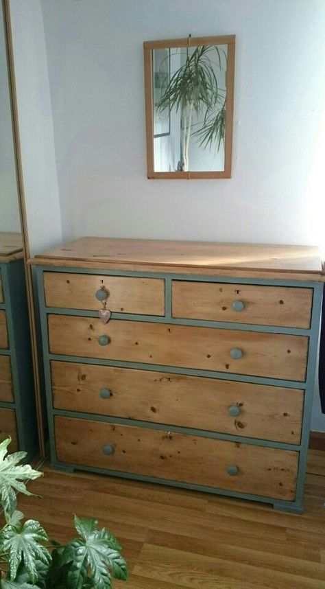 Flipped Chest Of Drawers, Painted Wooden Drawers, Diy Chester Drawers Ideas, Chest If Drawers Ideas, Painted Wooden Chest Of Drawers, Pine Drawers Makeover, Chest Of Drawers Makeover Diy Paint, Upcycle Pine Chest Of Drawers, Wooden Drawers Upcycle