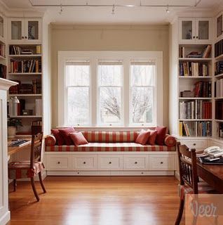 Raised Homes, Bedroom Window Seat, Home Office Closet, Window Seat Design, Window Seats, Home Staging Tips, Office Window, Trendy Home, Home Library