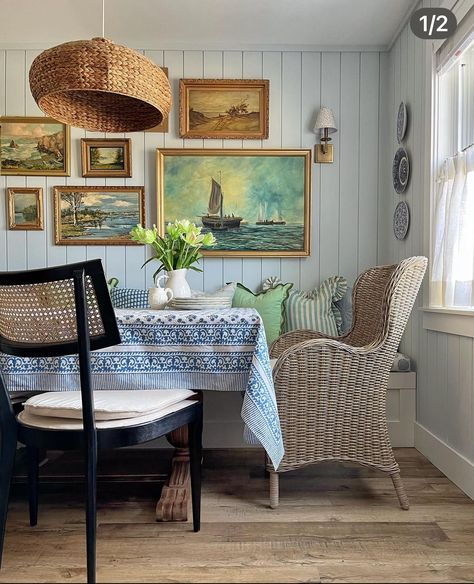 Lake House Aesthetic Interior, Lake House Aesthetic, Florida Interior Design, Aesthetic Interior, Cottage Inspiration, Nancy Meyers, House Aesthetic, Country Cottage Decor, Cottage Interior