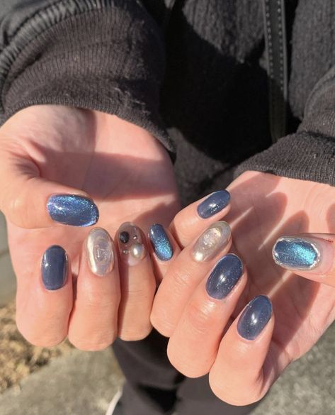 Blue Korean Nails, Night Nail Art, Easy Pride Nails, Cincin Diy, Pride Nails, Eye Nail Art, Fake Nails Designs, Elegant Nail, Elegant Nail Art