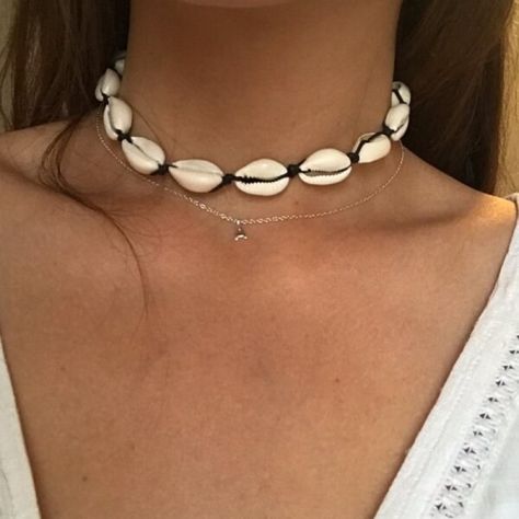 US $0.92 30％ Off | Bohemian Natural Shell Necklace for Women Black Rope Conch Seashell Collar Choker Beach Boho Summer Necklaces Jewelry 2022 Gifts Summer Necklaces, Conch Seashell, Surf Necklace, Cowrie Shell Necklace, Shark Necklace, Dolphin Necklace, Shark Tooth Necklace, Shell Choker, Wave Necklace