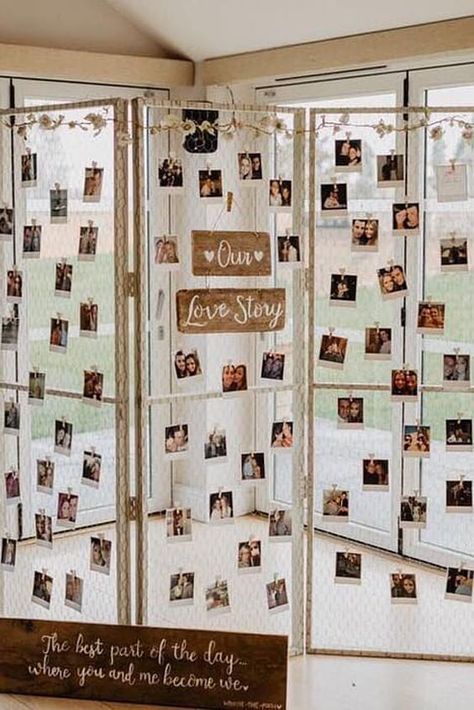 19 Creative Way to Display Photos at Your Wedding Way To Display Photos, Wedding Photo Walls, Photo Timeline, Picture Frame Gift, Wedding Photo Display, Photo Wall Display, Coin Photo, Memory Wall, Wedding Display