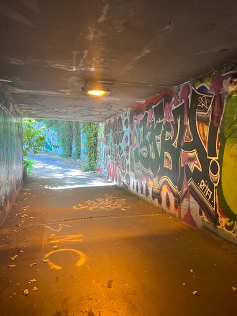 Tunnel Graffiti, Graffiti Garage, Graffiti Tunnel, Background Pics, Batman Joker, Brutalism, Background Pictures, Abandoned Places, Photo Ideas