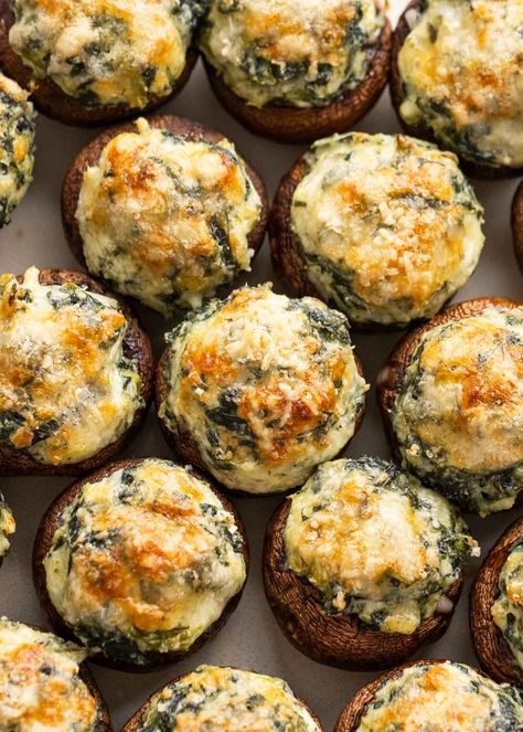 Spinach Stuffed Mushrooms Portobello Mushrooms Stuffed, Mushrooms Stuffed, Creamy Spinach Dip, Portobello Mushroom Recipes, Stuffed Portobello Mushrooms, Stuffed Portobello, Stuffed Mushroom, Stuffed Portabella Mushrooms, Vegetarian Entrees