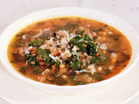 Lentil Soup with Kale and Sausage recipe from Rachael Ray via Food Network Lentil Soup With Kale, Kale Recipes Healthy, Kale And Sausage, Lentil Sausage Soup, Soup With Kale, Sausage Kale, Sausage Recipe, Lentil Soup Recipes, Kale Soup