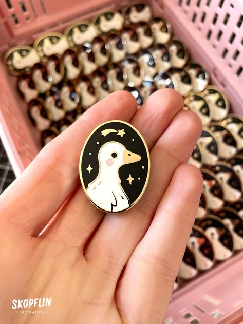 The Forgotten Ones Starry Duck Hard Enamel Pin Duck Art - Etsy Enamel Pin Design, Duck Pins, Duck Art, Factory Farming, Backpack Pins, Pretty Pins, A Duck, Cool Pins, Hard Enamel Pin