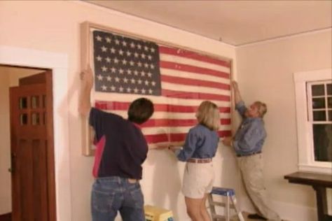 Learn how to build a flag display case; details include building a stretcher frame and case along with tips, materials and tool lists. Flag Frame Display, Home Bar Designs Diy, Framed American Flag, Diy Flag, Flag Display Case, Build A Frame, Flag Display, Man Cave Home Bar, Framed Flag