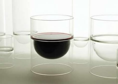 Modern Wine Glasses, Verre Design, Red Wine Glasses, Decoration Inspiration, Contemporary Glass, Glass Ceramic, Objects Design, Glass Design, Design Inspo