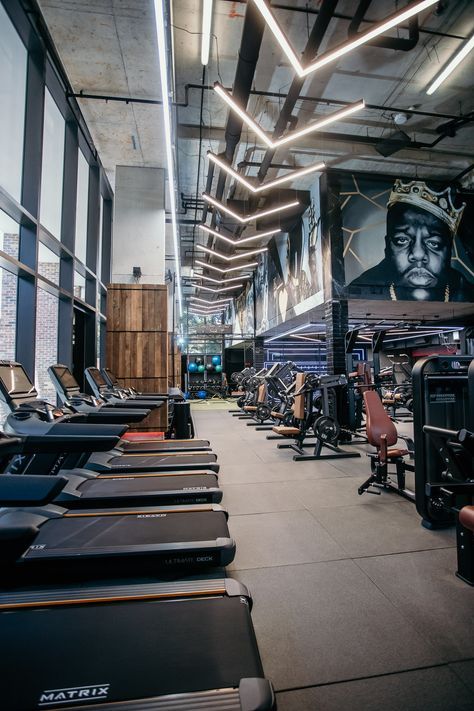 Best Gym Design In The World, Sports Gym Design, Cool Gym Design, Warehouse Gym Design, Black Gym Interior, Modern Gym Interior Design, Modern Gym Design, Futuristic Gym, Gym Interior Design Ideas