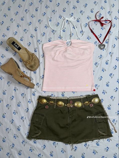 Cute Belt Outfit, Y2k Outfits With Belts, Y2k Spring Mini Skirt With Belt Loops, 2 Belts Outfit Y2k, Spring Y2k Mini Skirt With Belt Loops, Aesthetic Belt, Thrift Inspo Summer, Y2k Outfits Bb Belt, Concho Belt Outfit