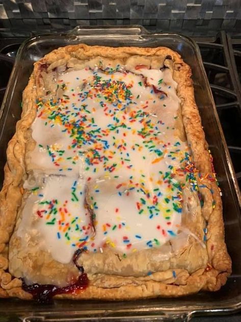 Strawberry Pop Tarts, Strawberry Pop, Poptart Recipe, Canned Strawberries, Types Of Pie, Strawberry Pop Tart, Strawberry Cobbler, Strawberry Pie Filling, Blueberry Pie Filling