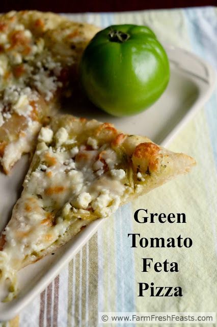 Green Tomato Pie, Pizza With Pesto, Feta Pizza, Vegetarian Pizza Recipe, Tomato Pizza, Green Tomato Recipes, Fresh Tomato Recipes, Green Pesto, Pesto Pizza