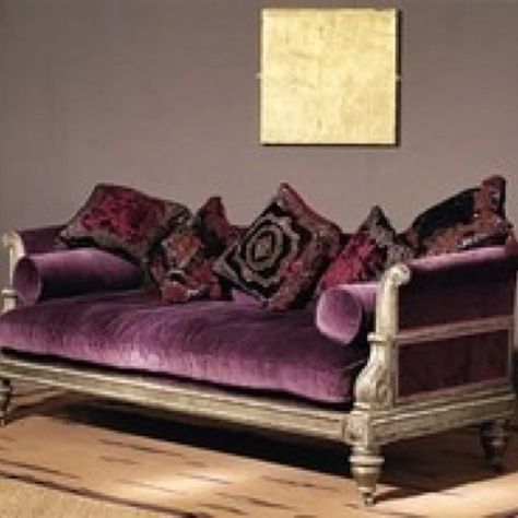 Love! Classic Sofa Styles, Purple Couch, Purple Sofa, Velvet Couch, Sofa Review, Luxury Sofa, Velvet Sofa, Sofas And Chairs, Cool Furniture