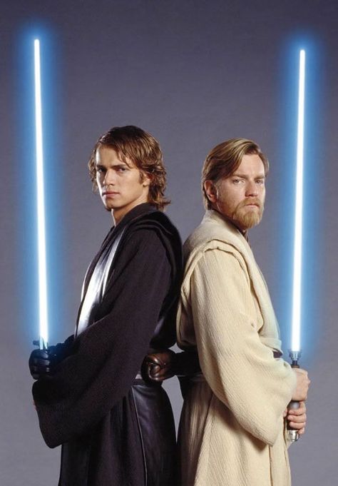 Hayden Christensen Anakin, Ewan Mcgregor Obi Wan, Movie Duos, Famous Duos, Revenge Of The Sith, Star Wars Anakin, Star Wars Models, The Sith, Star Wars 2