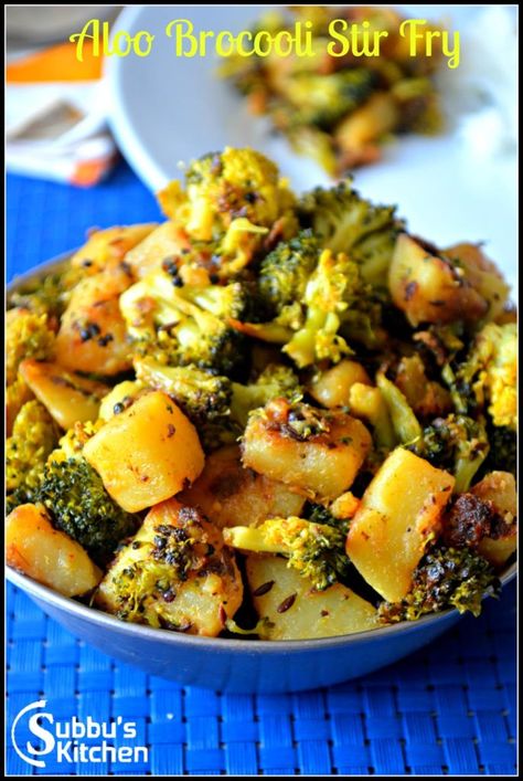 Broccoli Indian Recipes, Broccoli Curry, South Indian Dishes, Broccoli Recipes Side Dish, Vegetarian Noodles Recipes, Vegetarian Noodles, Potato Broccoli, Healthy Potato, Broccoli And Potatoes